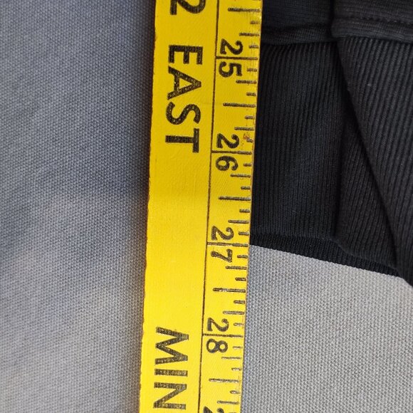 Under Armour sweatpants boys size XL black loose fit zip pockets - Picture 12 of 13